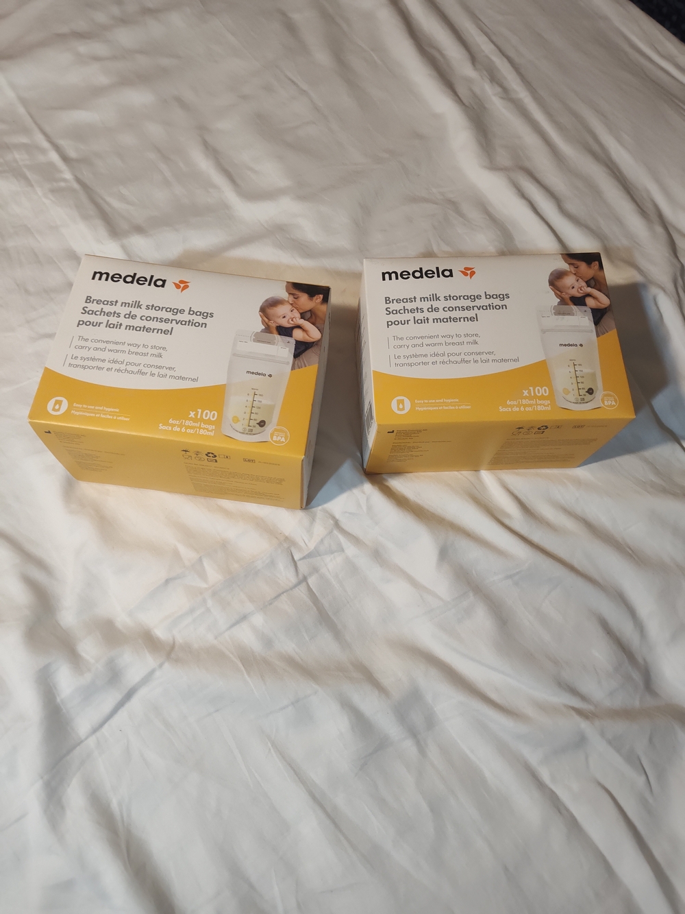 Medela Breast Milk Storage Bags - Yellow Packaging